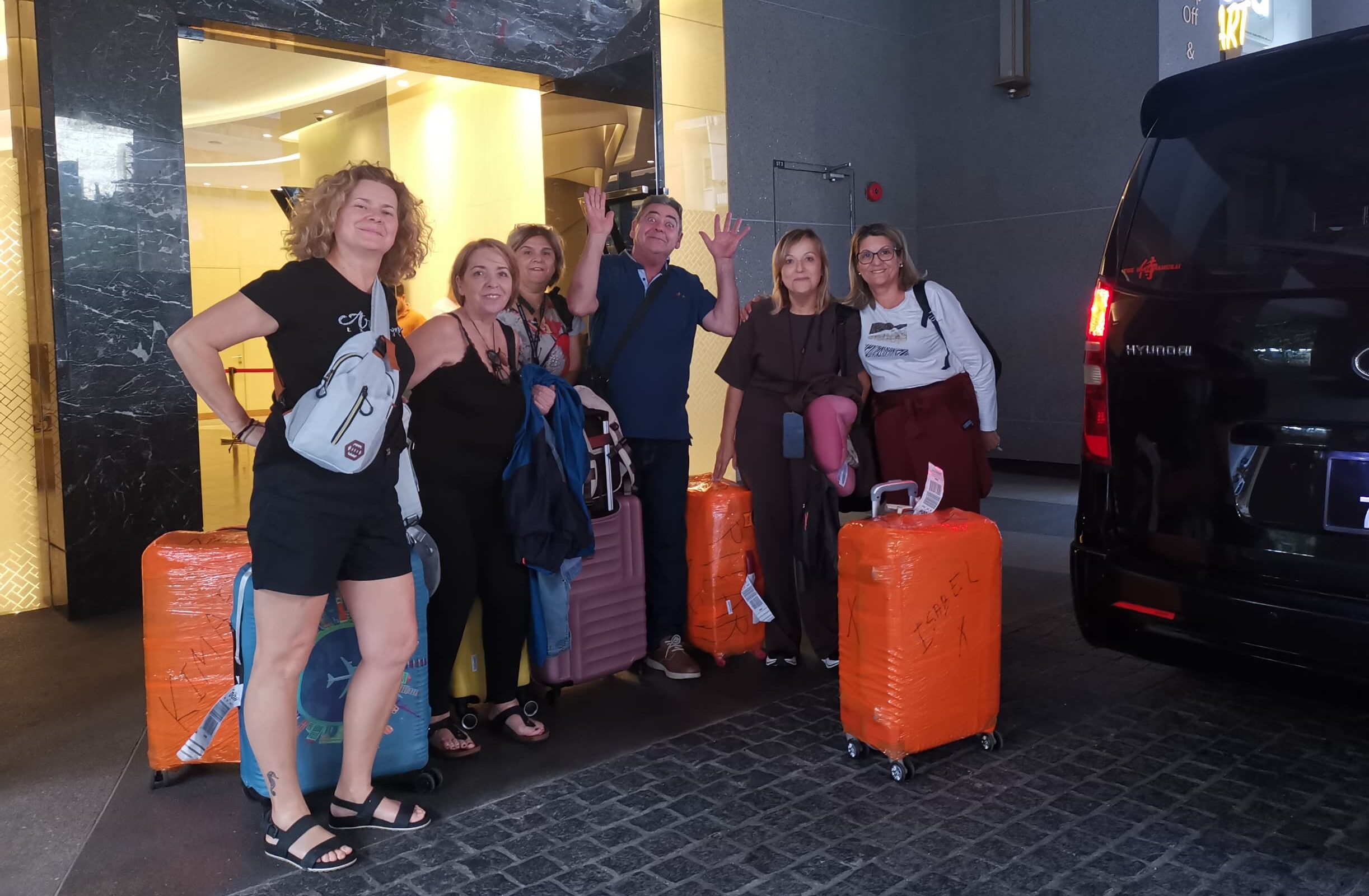 Tourline Transport MPV and Van Services for KLIA Airport Transfer mpv taxi service